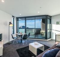 Astrina Box Hill 2 Bed Apartment - Darwin Holiday