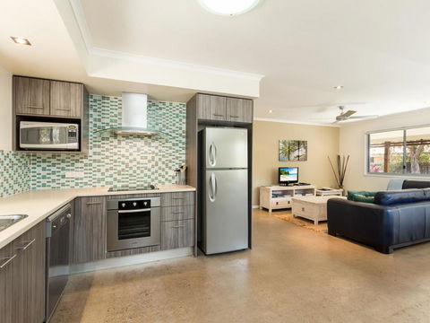 At Melaleuca 3 - Darwin Holiday 0