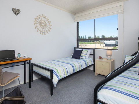 At The Beach - Kiama Surf Beach At Your Doorstep - Darwin Holiday 3