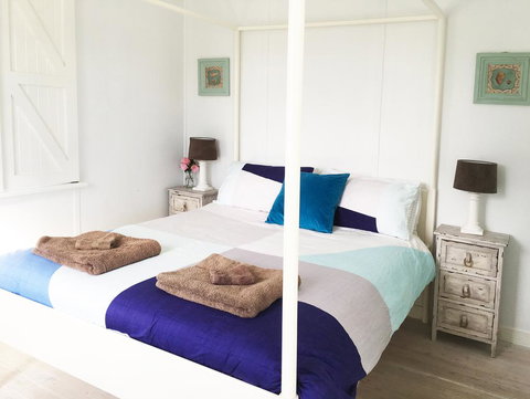 Aurora Beachfront Cottage - Darwin Holiday 1