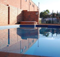 Australian Settlers Motor Inn - Darwin Holiday