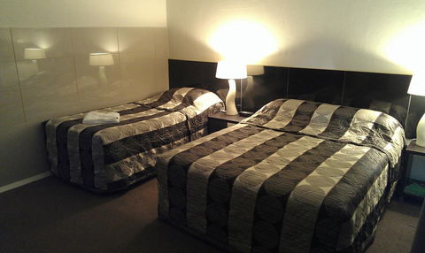 Avalon Motel - Darwin Holiday 0