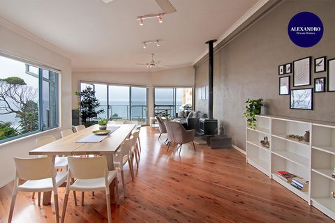 Avoca Heights House /// 4 BDR 2.5 BTH // Direct Ocean Views - Darwin Holiday 2