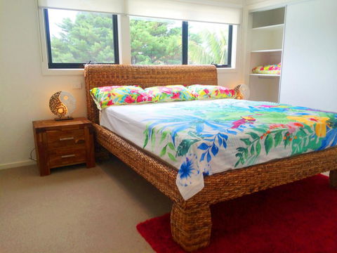 Award Winning Beach Front Retreat - Darwin Holiday 1