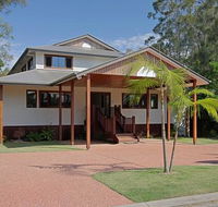 Away on Shirley Lane - Darwin Holiday
