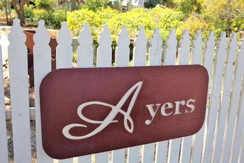 Ayers Burra - Darwin Holiday 0