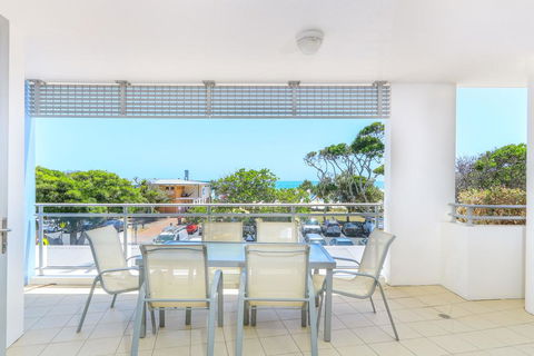 Azura Ocean View Holiday Apartment - Darwin Holiday 2
