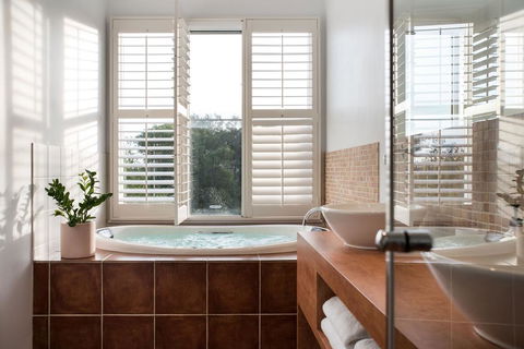 Azure Daylesford - Darwin Holiday 2