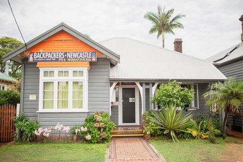 Backpackers Newcastle - Darwin Holiday 0