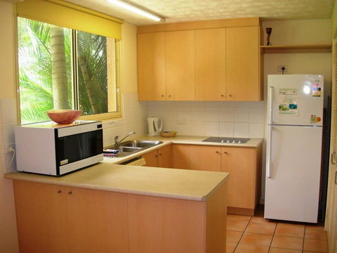 Baden 29 - Rainbow Shores, Air Conditioned, Ground Floor, Walk To Beach, Pool - Darwin Holiday 3
