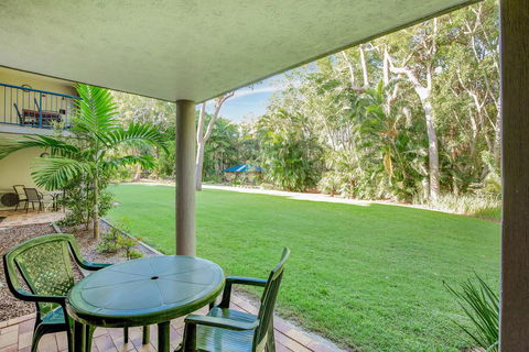 Baden 35 - Rainbow Shores, Walk To Beach, Pools, Tennis Court - Darwin Holiday 2