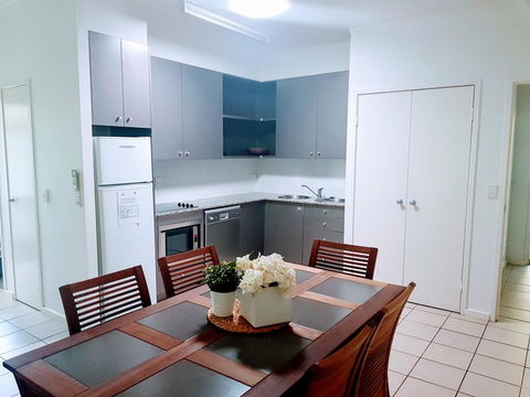 Baden 45 - Rainbow Shores, Beachside Unit, Aircon, Swimming Pool, Tennis Court - Darwin Holiday 1