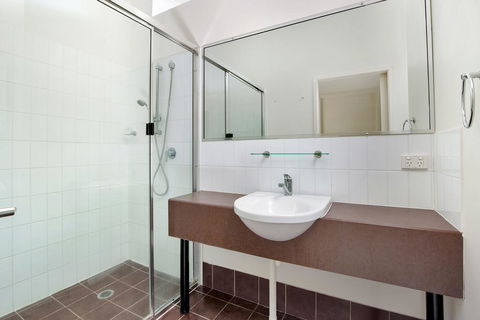 Baden 46 - Rainbow Shores, Walk To Beach, Top Floor, Air Conditioned Unit, Pools - Darwin Holiday 2