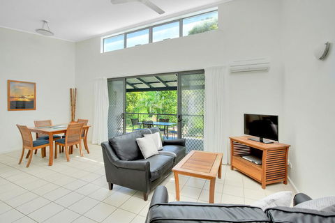 Baden 46 - Rainbow Shores, Walk To Beach, Top Floor, Air Conditioned Unit, Pools - Darwin Holiday 0