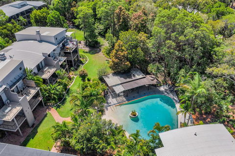 Baden 65 - Rainbow Shores, Overlooking Lap Pool, Ground Floor, Air Conditioning - Darwin Holiday 1