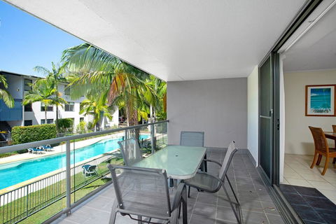 Baden 77 - Rainbow Shores, Pools, Outdoor Spa, Walk To Beach - Darwin Holiday 0
