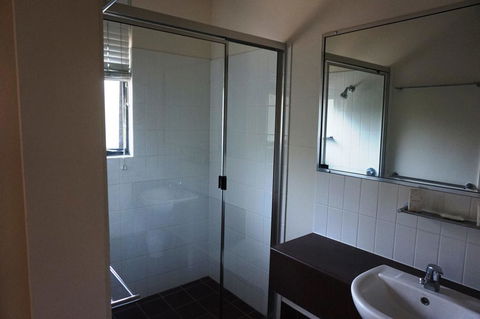 Baden 80 - Rainbow Shores, Air Conditioned Unit, Top Floor, Walk To Beach - Darwin Holiday 0