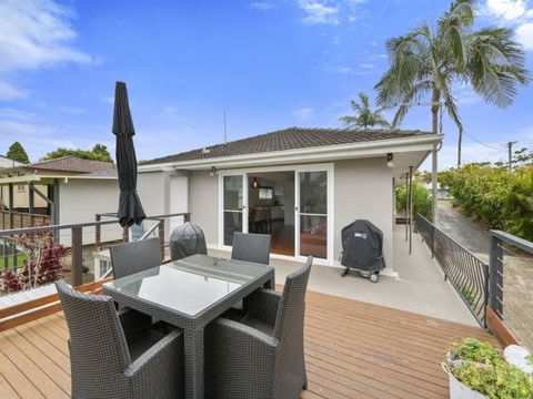 Bailey House - Darwin Holiday 1