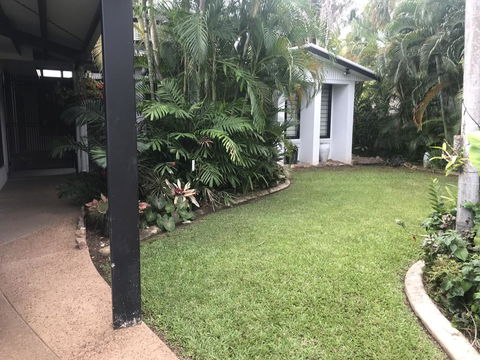 Bali Inspired Hideaway With Tropical Villa & Plunge Pool - Darwin Holiday 1