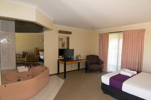 Balranald Motor Inn - Darwin Holiday 1