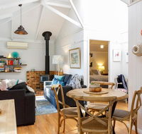 Bandalong Cottages - Darwin Holiday