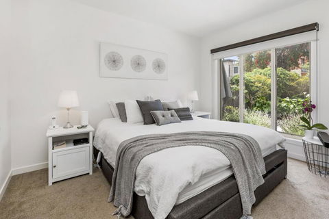 BANGALOW - MORNINGTON - Darwin Holiday 2