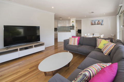 Barefoot Bungalow - Darwin Holiday 1