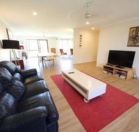Barefoot Bungalow at Hat Head - Darwin Holiday