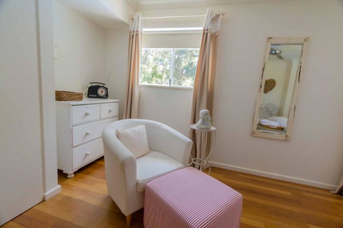 Barefoot Escape - Darwin Holiday 3