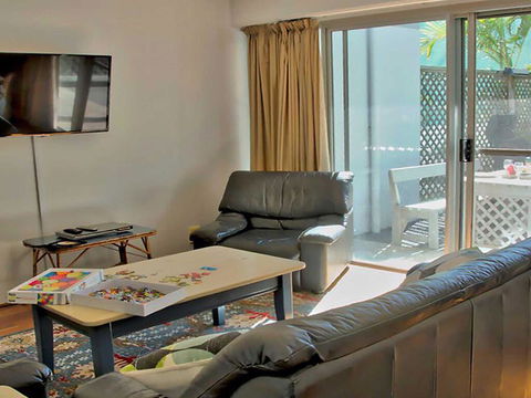 Barefoot' 7/44 Marine Drive - Fabulous Fingal Bay - Darwin Holiday 2