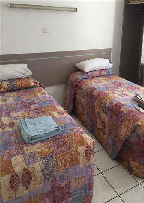 Barkly Hotel - Darwin Holiday 2