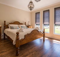 Barossa Family Holiday Home - Darwin Holiday