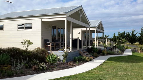 Bass Coast Country Cottages - Darwin Holiday 0