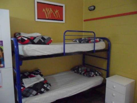 Bateman Bay Holiday Park & Batemans Bay YHA - Darwin Holiday 3