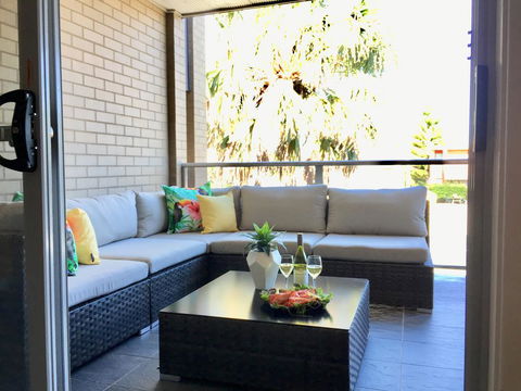 Batemans Bay Apartment - Darwin Holiday 1