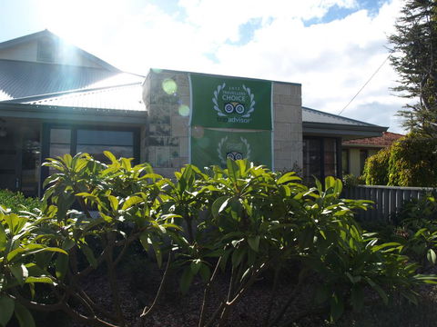 Baudins Of Busselton Bed And Breakfast - Darwin Holiday 2