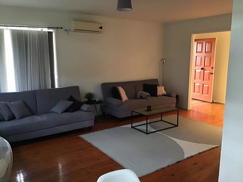 Baulkham Hill House - Darwin Holiday 0