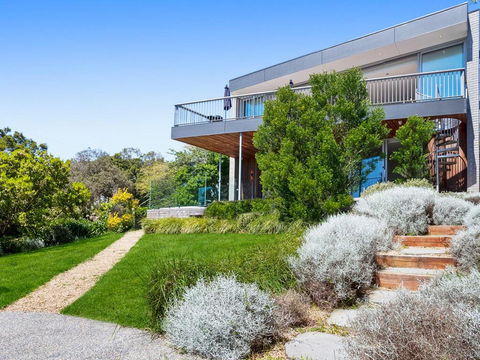 Bay Vista - Amazing Bay Views With The Beach At Your Doorstop! - Darwin Holiday 3