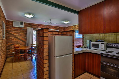 Bayside Holiday Apartments - Darwin Holiday 3