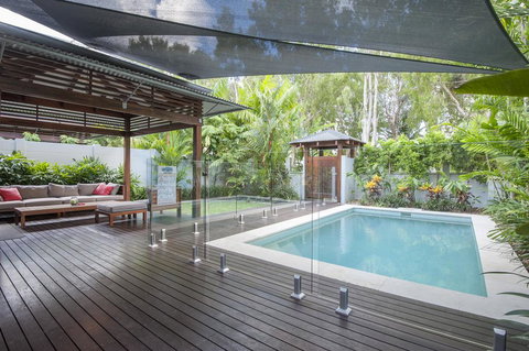 Beach Condominium - Darwin Holiday 3