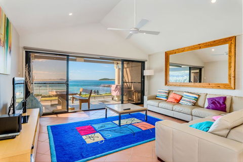 Beach Duplex 72b Marine Dr - Fingal Bay - Darwin Holiday 2
