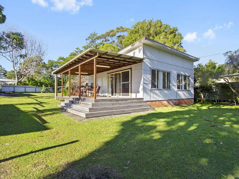 Beach Escape @ Currarong - Basic Family Accommodation - Darwin Holiday 3