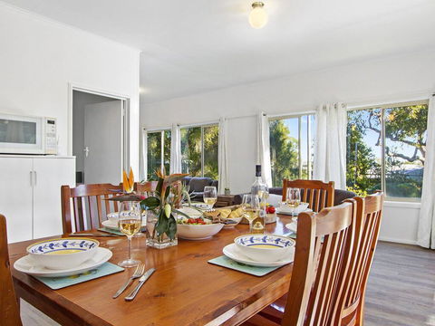 Beach Escape @ Currarong - Basic Family Accommodation - Darwin Holiday 1