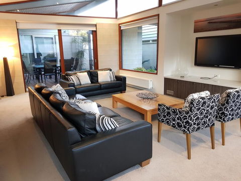 Beach Haven - Darwin Holiday 0