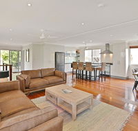 Beach Home in Golden Triangle - Darwin Holiday
