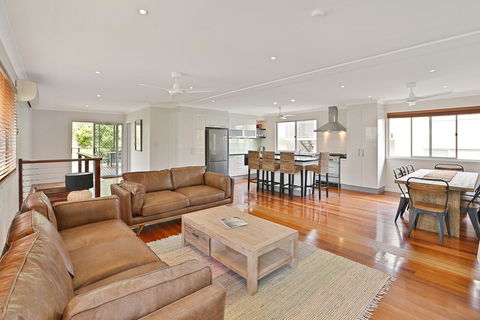 Beach Home In Golden Triangle - Darwin Holiday 0