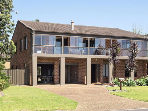 Beach House On Jones Beach - Kiama Accommodation - Darwin Holiday 0