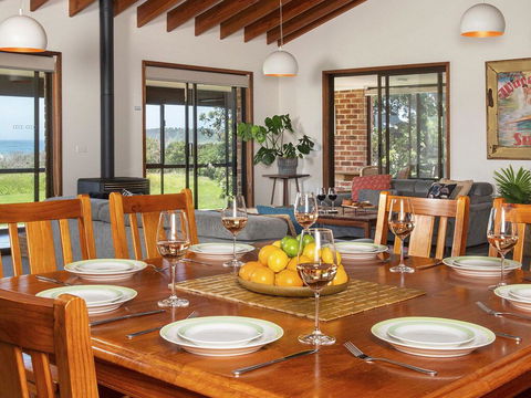 Beach House On Jones Beach - Kiama Accommodation - Darwin Holiday 2