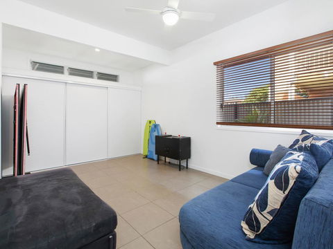 BEACH HOUSE ON PEARL - Darwin Holiday 2