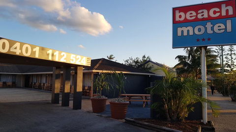 Beach Motel Woolgoolga - Darwin Holiday 1